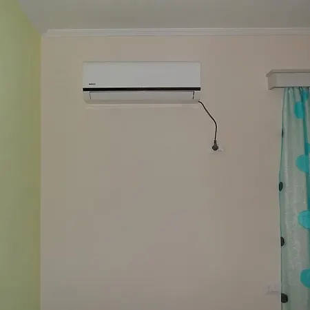 Kreshta Guest house Ksamil
