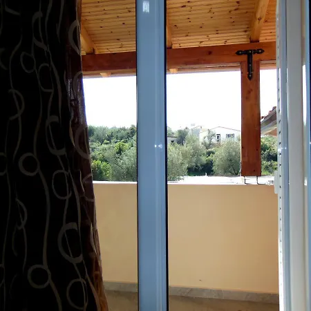 Kreshta Guest house Ksamil