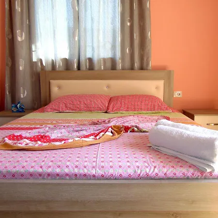 Kreshta Guest house 3*