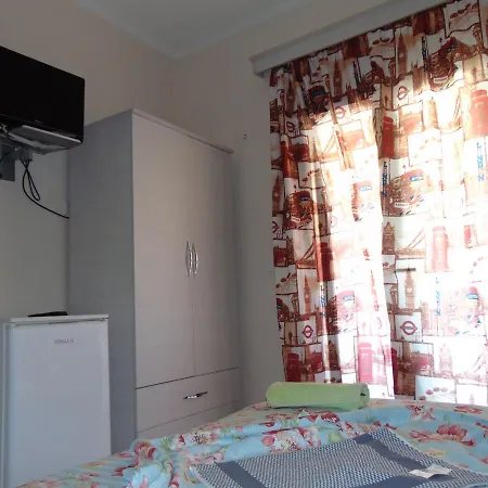 Kreshta Guest house